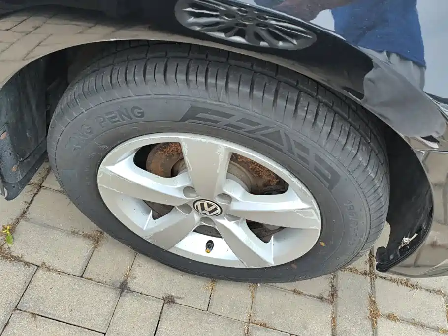Volkswagen Lavida 2013