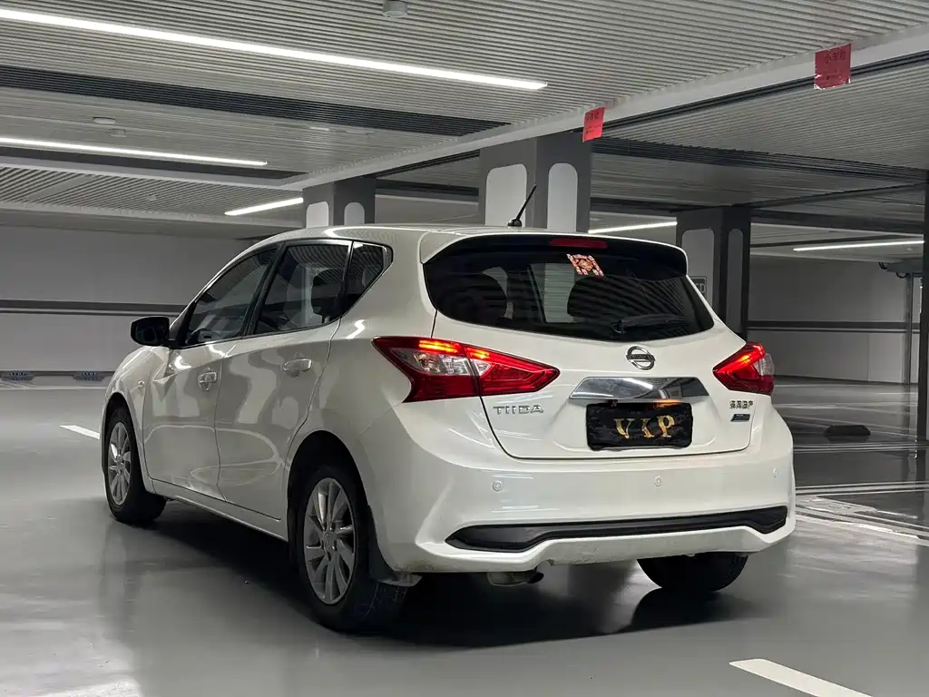 Nissan Tiida 2017 — фото 26