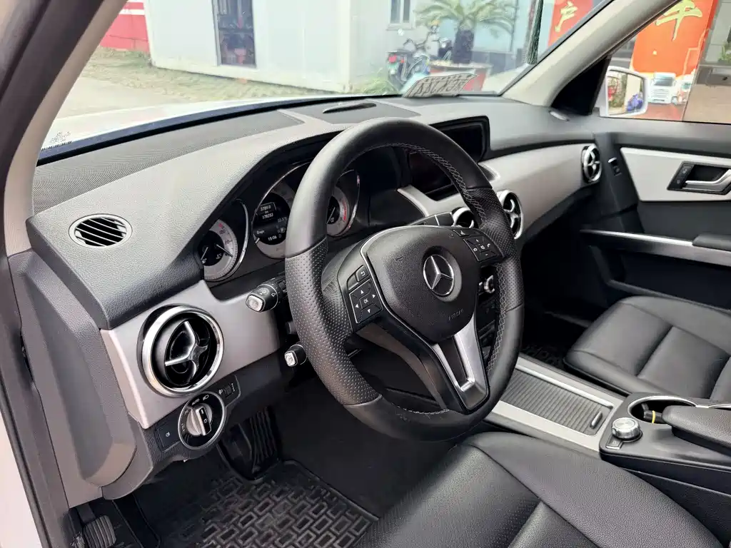 Mercedes-Benz GLK-Class 2014 — фото 10