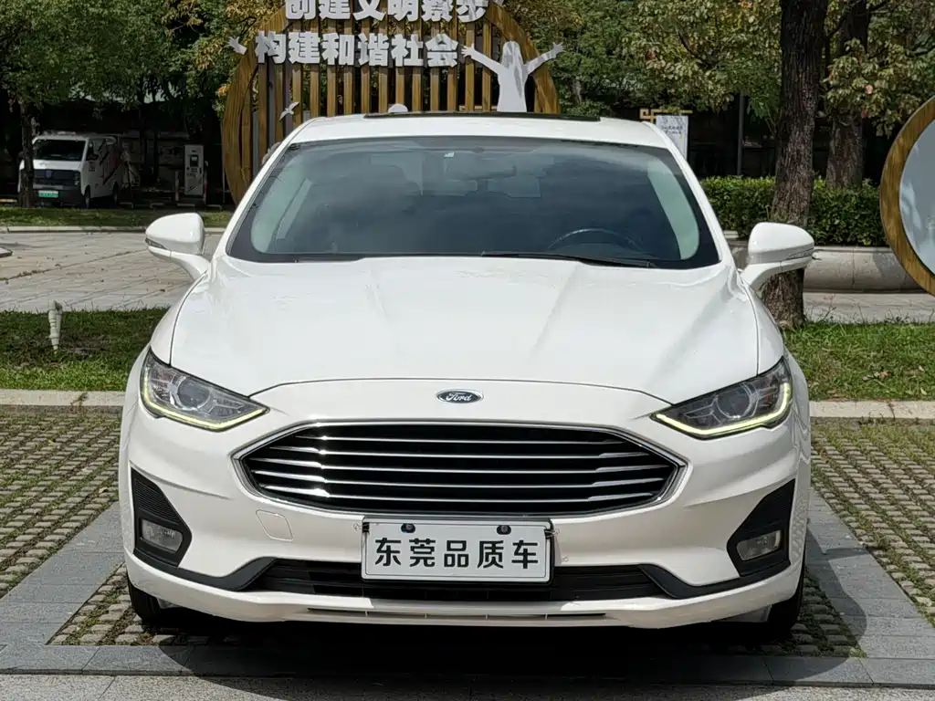Ford Mondeo 2021 — фото 2