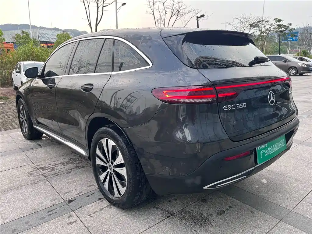 Mercedes-Benz EQC 2022