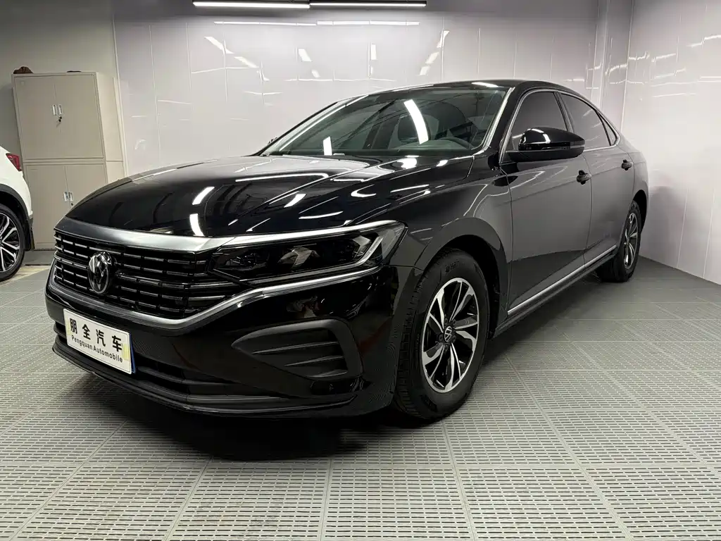 Volkswagen Passat 2022