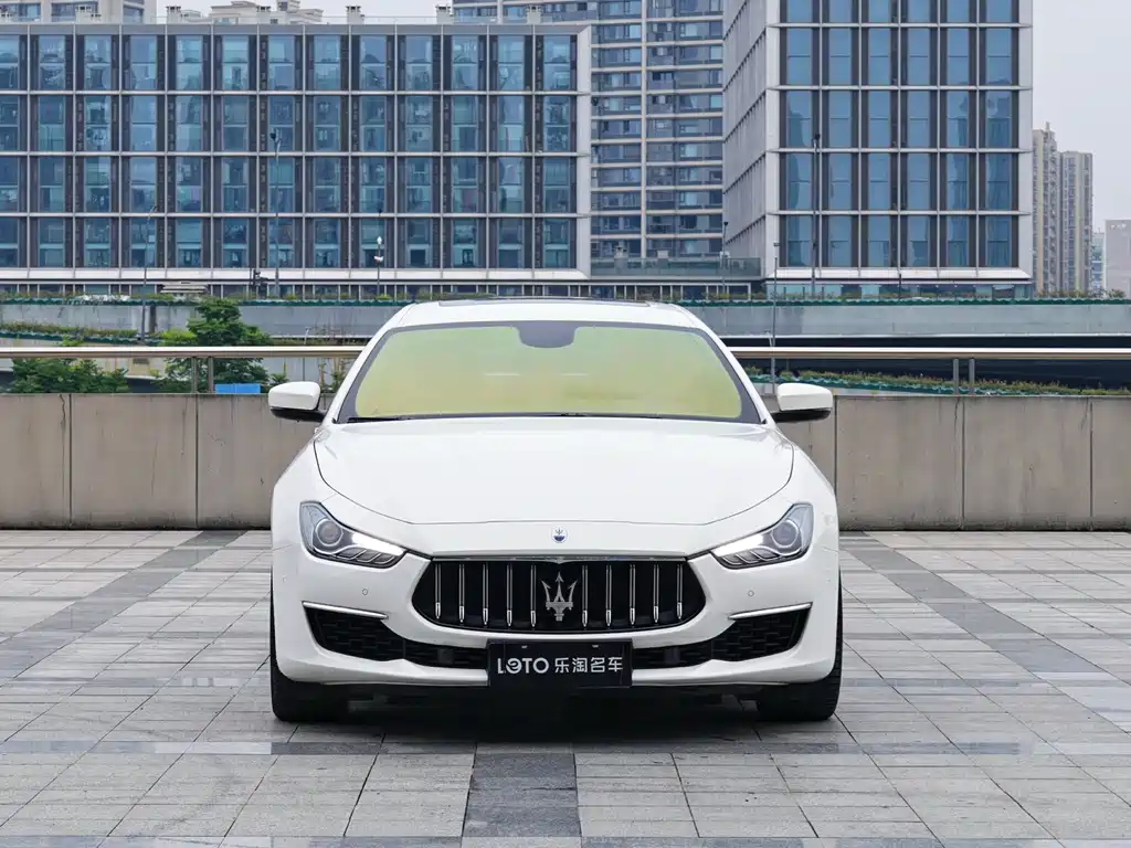 Maserati Ghibli 2022 — фото 4