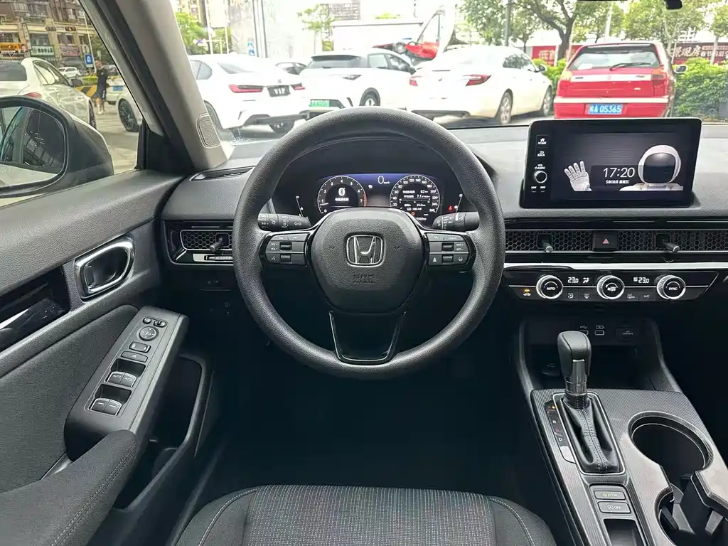 Honda Civic 2023 — фото 18