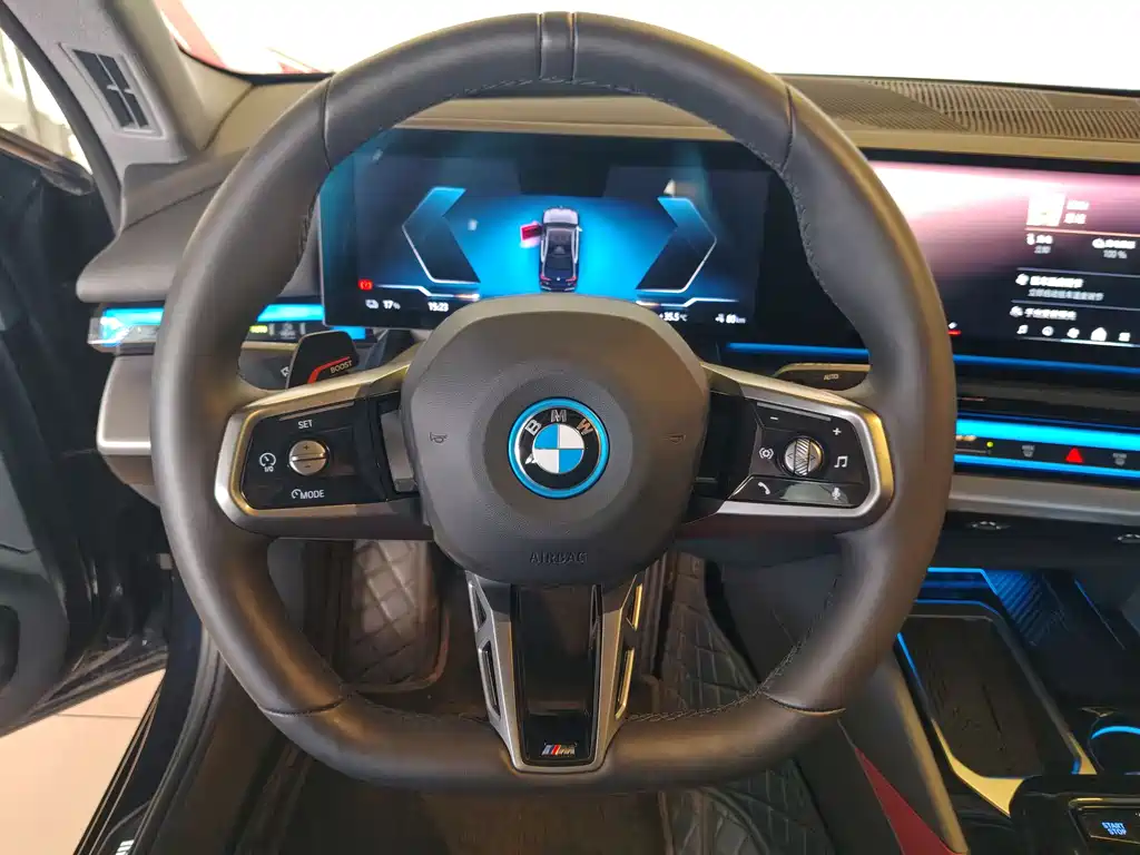 BMW i5 2025 — фото 13