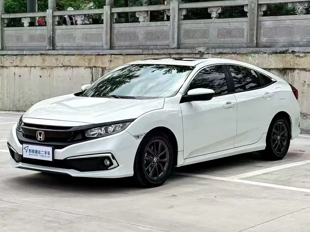 Honda Civic 2021 — фото 1