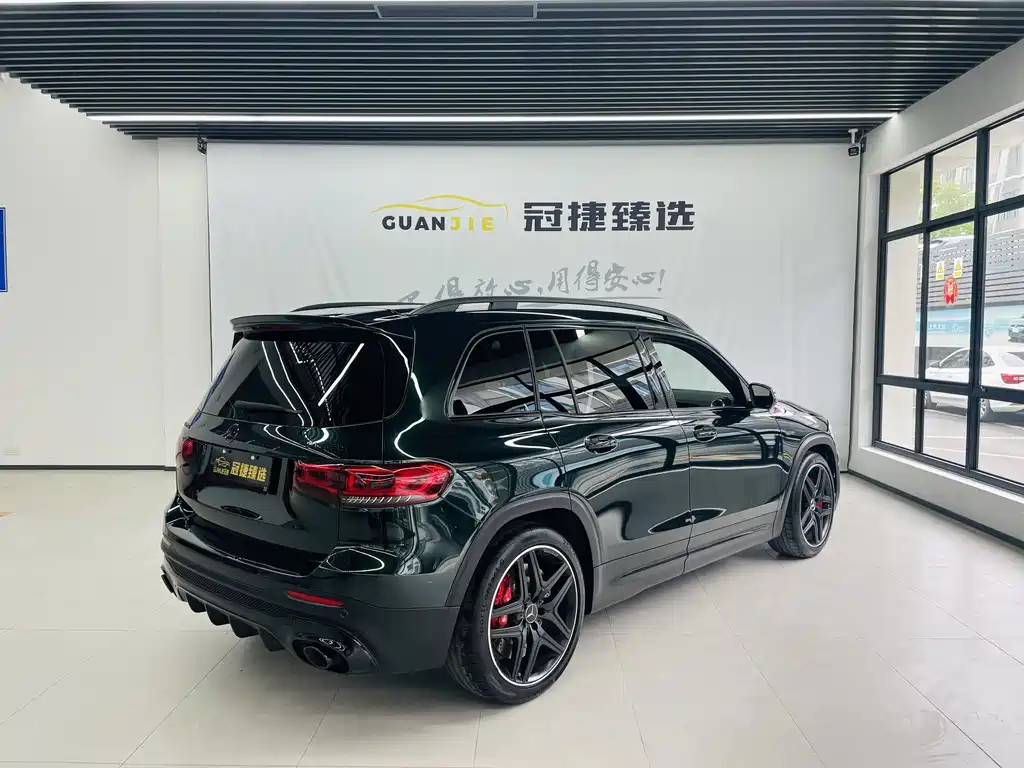 Mercedes-Benz GLB AMG 2023 — фото 18
