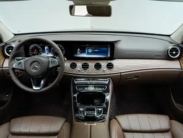 Mercedes-Benz E-Class 2016