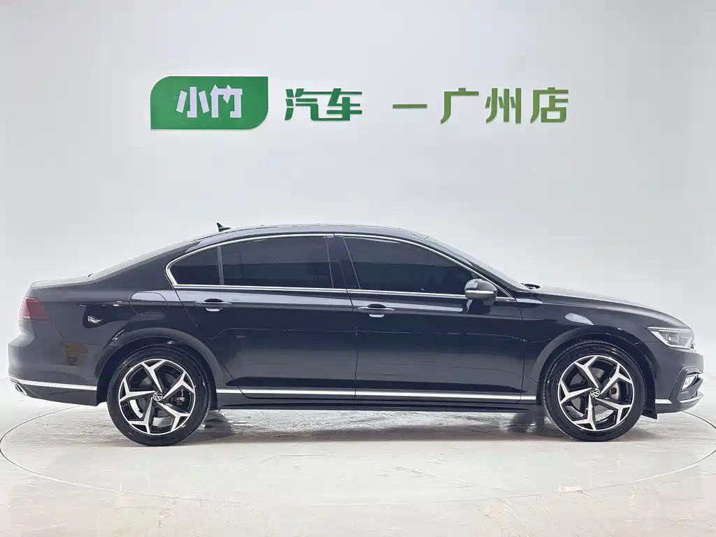 Volkswagen Magotan 2024
