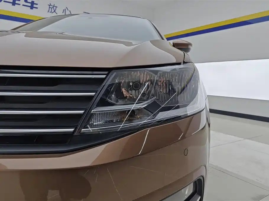 Volkswagen Gran Lavida 2018