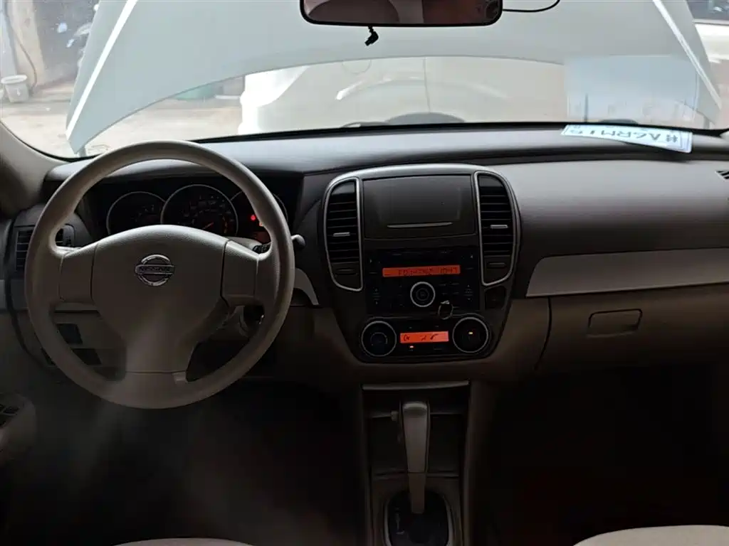Nissan Sylphy 2015 — фото 10