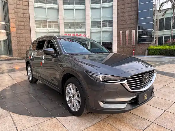 Mazda CX-8 2023