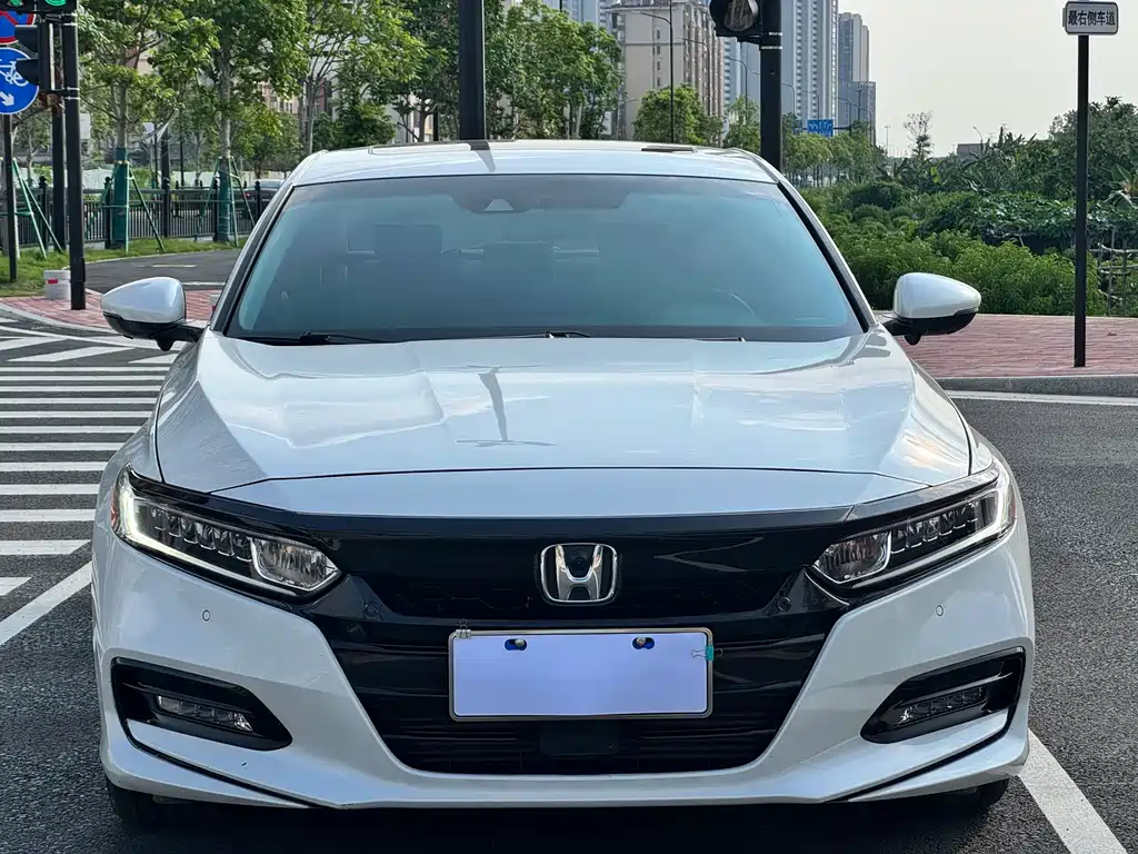 Honda Accord 2019 — фото 2