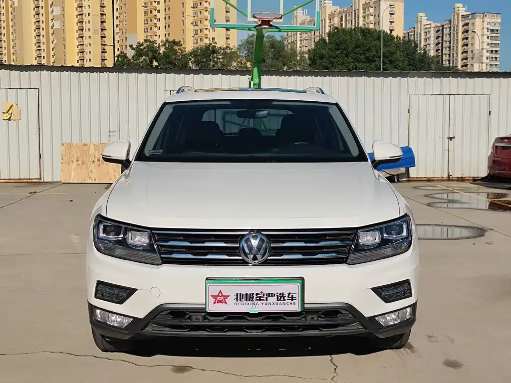 Volkswagen Tiguan L 2020 — фото 3