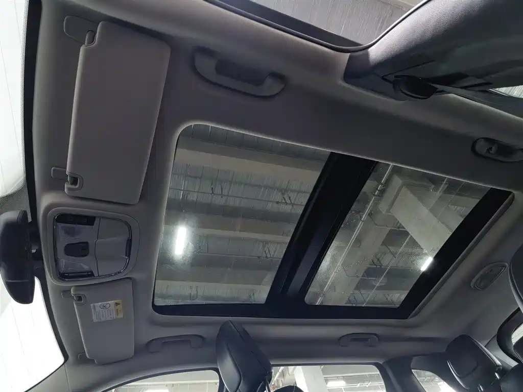 Jeep Cherokee 2020 — фото 14