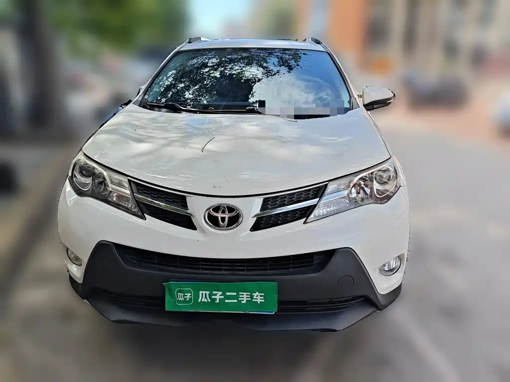 Toyota RAV4 2016 — фото 24