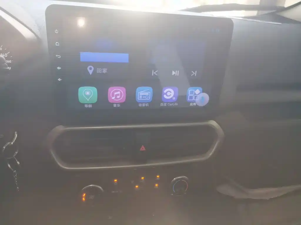 Ford EcoSport 2019 — фото 13