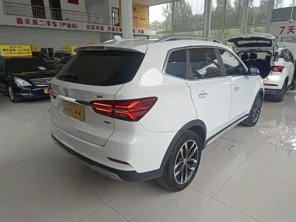 Roewe RX5 2016