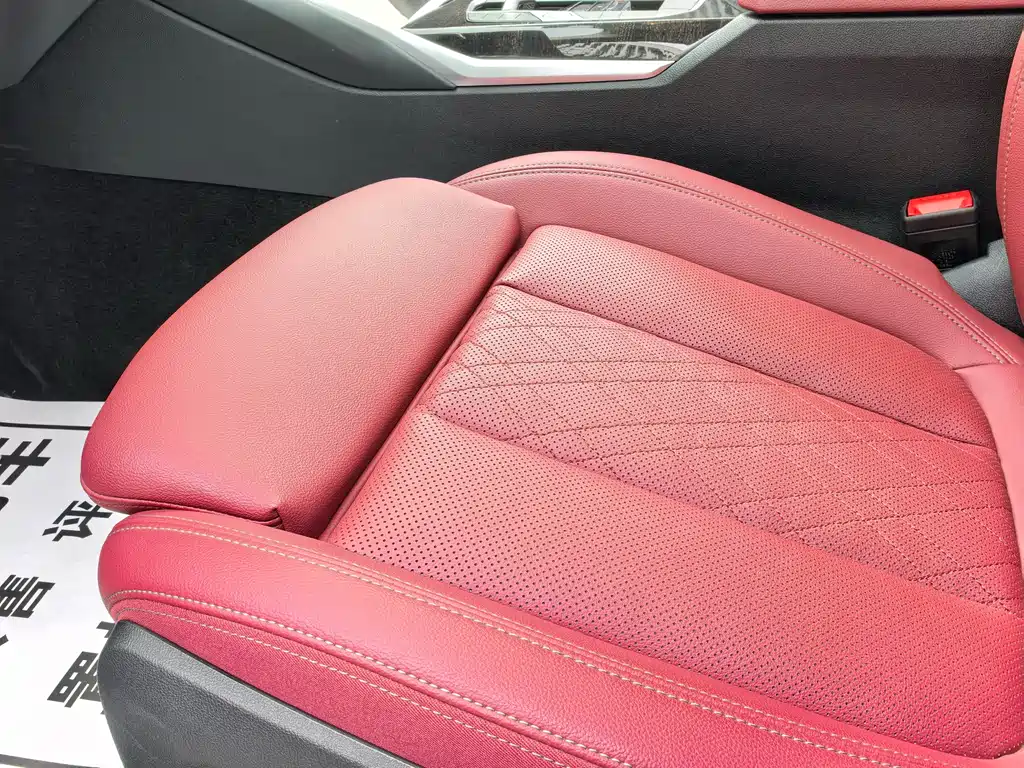 BMW 3 Series 2025 — фото 14