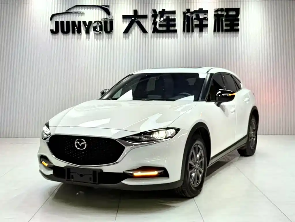 Mazda CX-4 2023 — фото 1