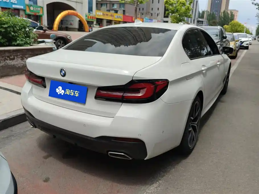 BMW 5 Series 2022