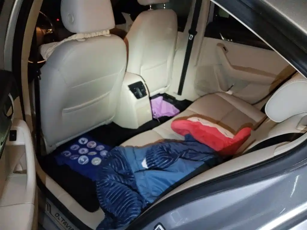 Skoda Octavia 2014 — фото 15