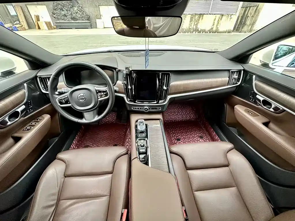 Volvo S90 2021 — фото 8