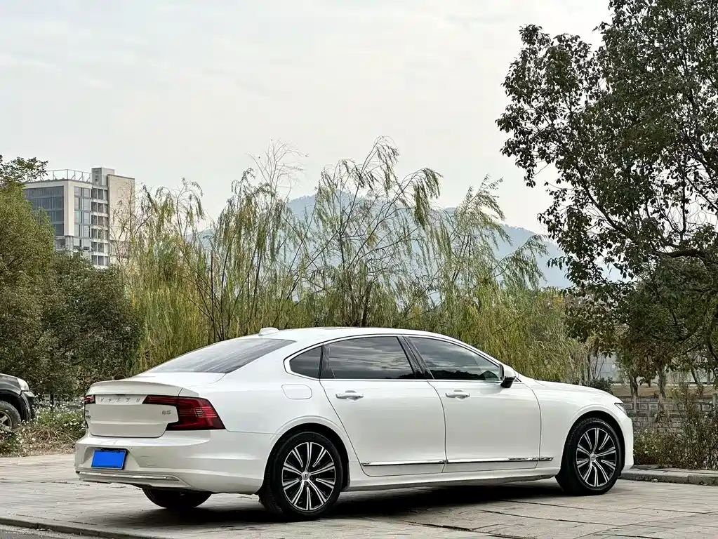 Volvo S90 2021 — фото 6
