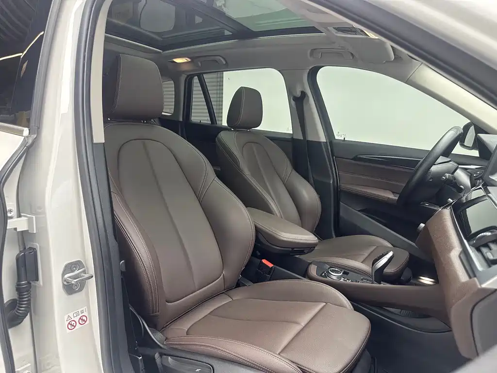 BMW X1 2021 — фото 15