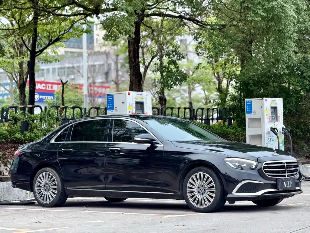 Mercedes-Benz E-Class 2021 — фото 3