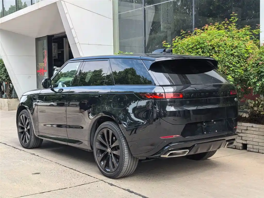 Land Rover Range Rover Sport New Energy 2025 — фото 3