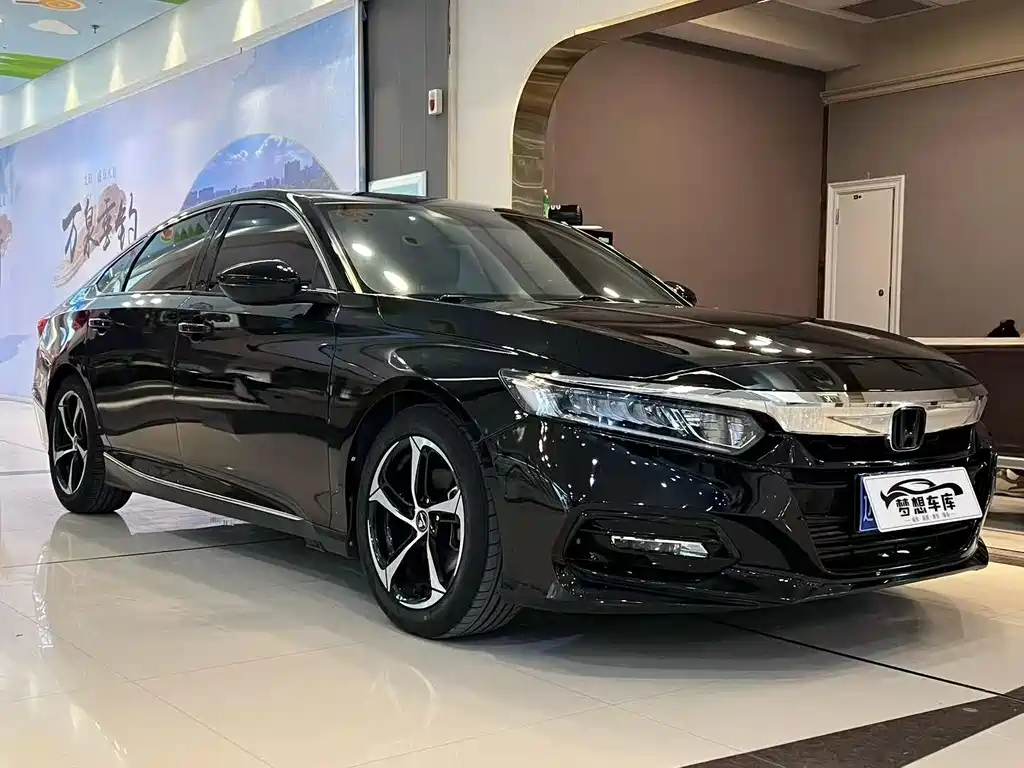 Honda Accord 2019 — фото 3