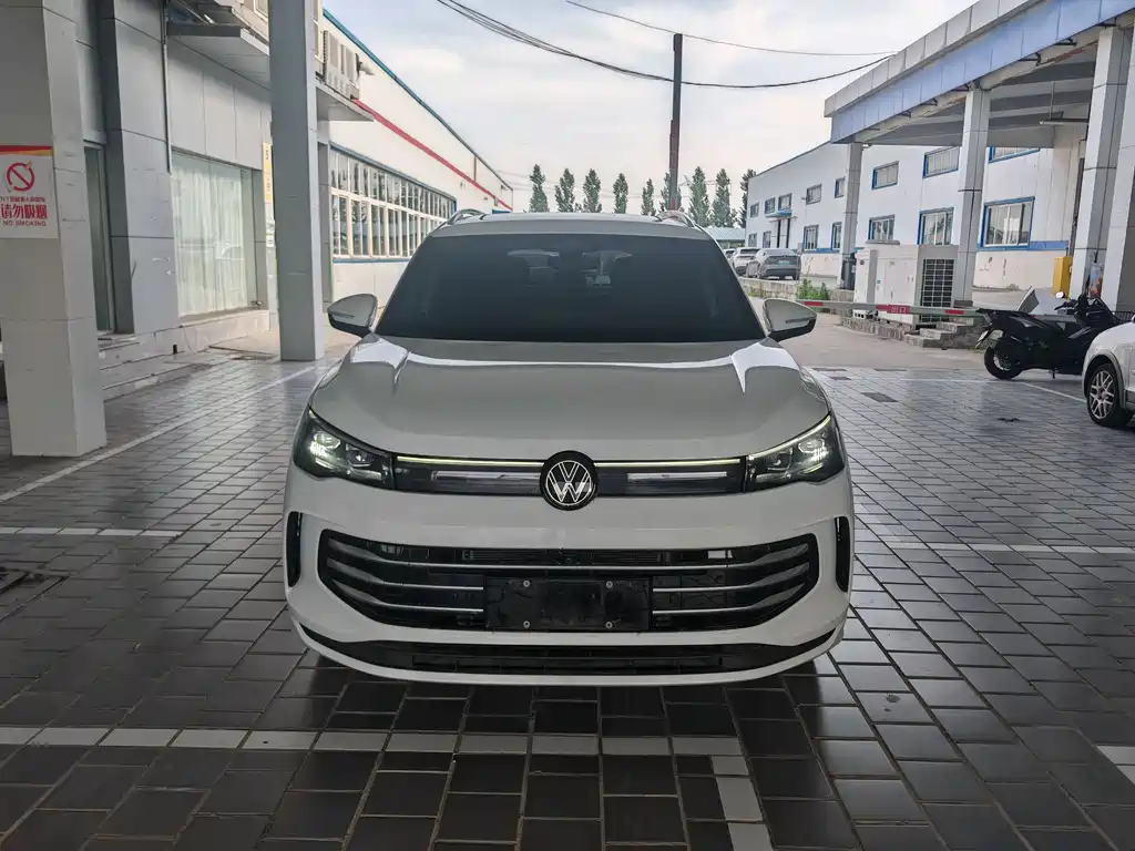 Volkswagen Tiguan L 2025 — фото 2
