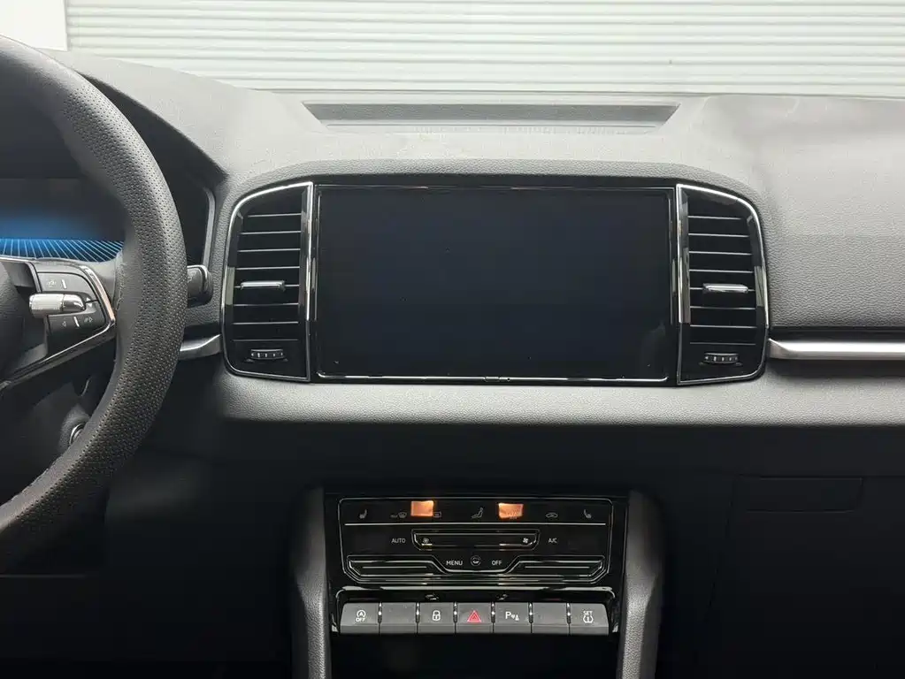 Skoda Karoq 2022 — фото 11