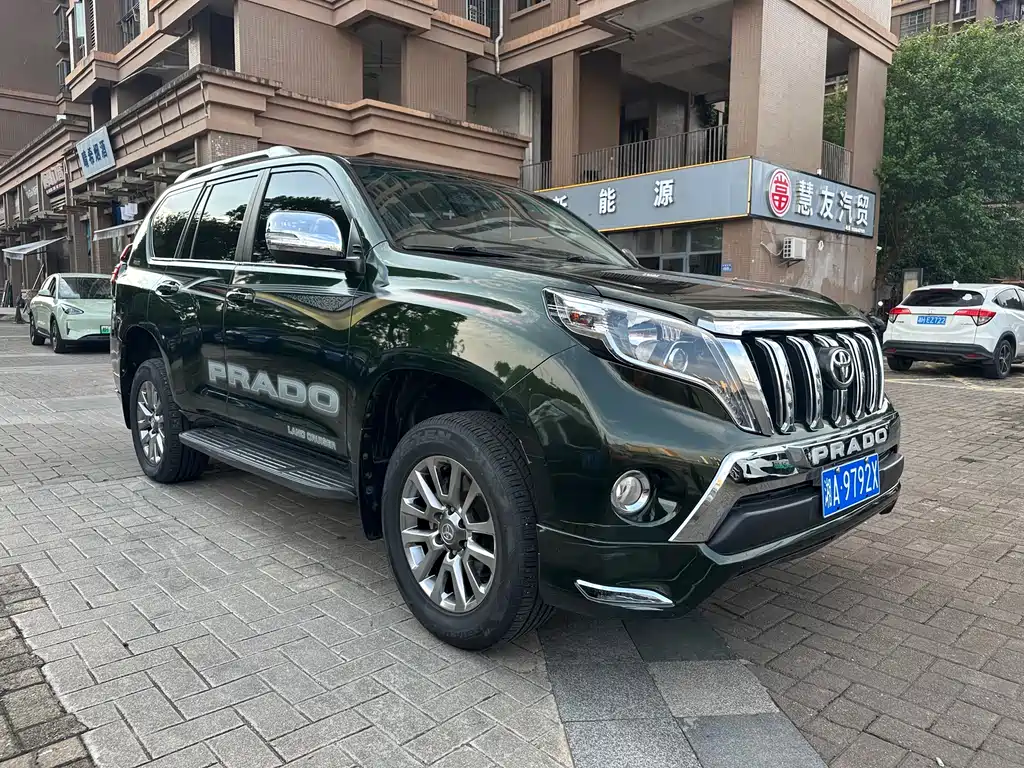 Toyota Prado 2016 — фото 3