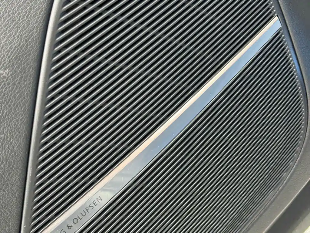 Audi Q8 2020 — фото 12