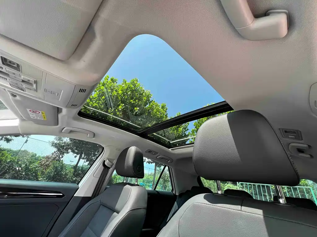 Volkswagen T-Roc 2022 — фото 15