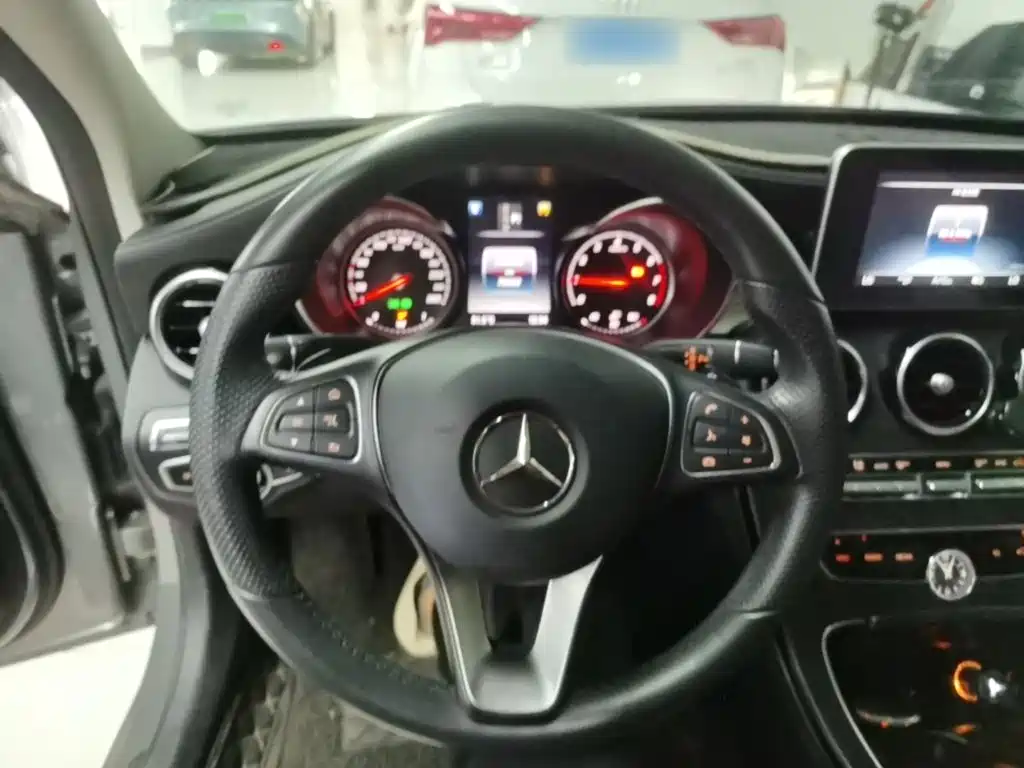 Mercedes-Benz C-Class 2016 — фото 11