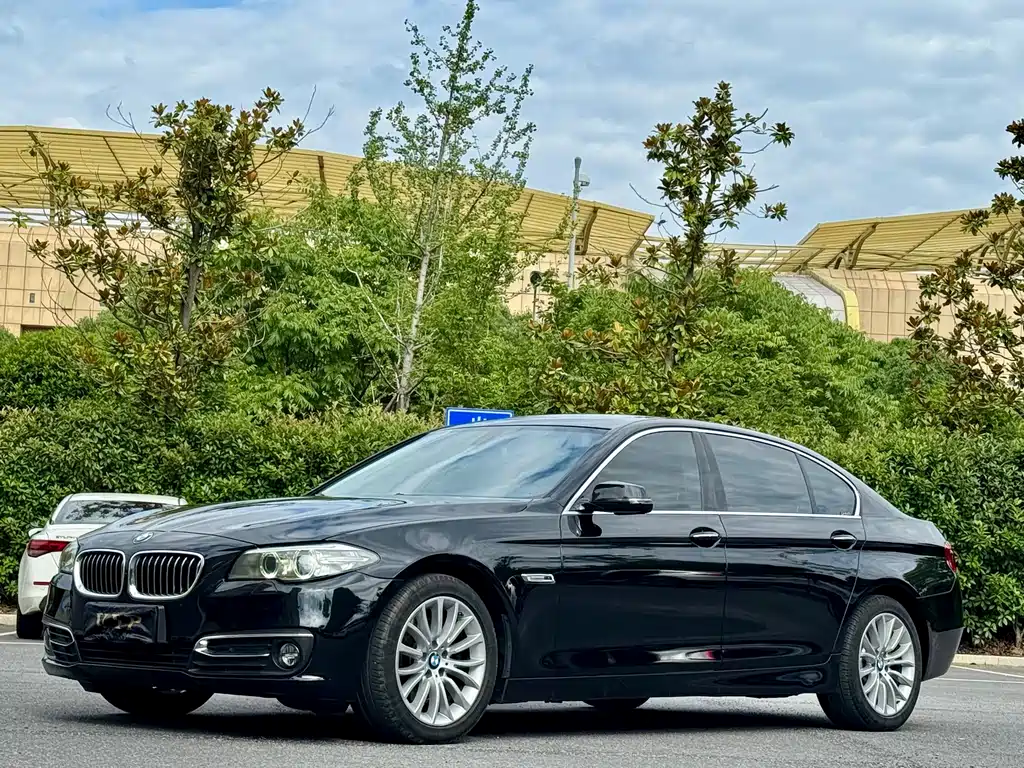 BMW 5 Series 2016