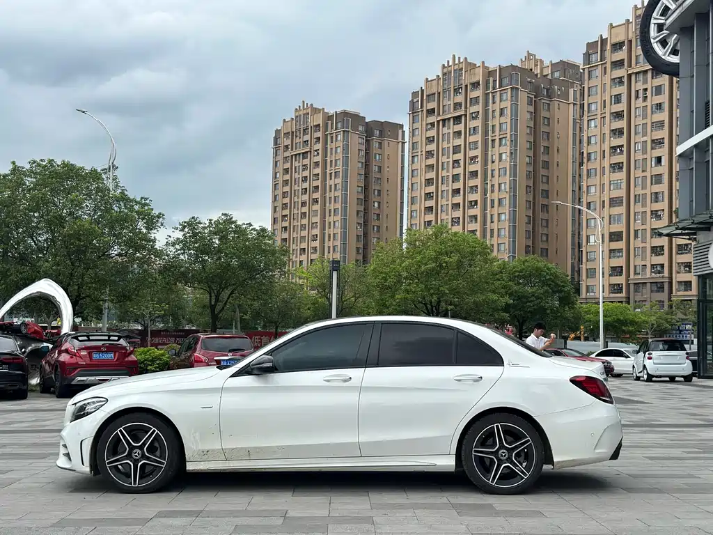 Mercedes-Benz C-Class 2021 — фото 4