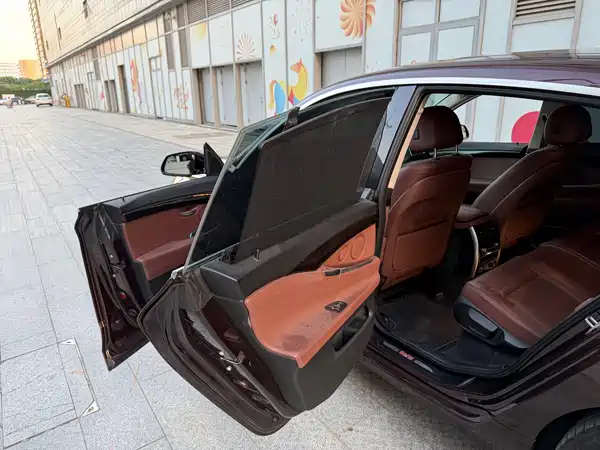 BMW 5 Series GT 2015