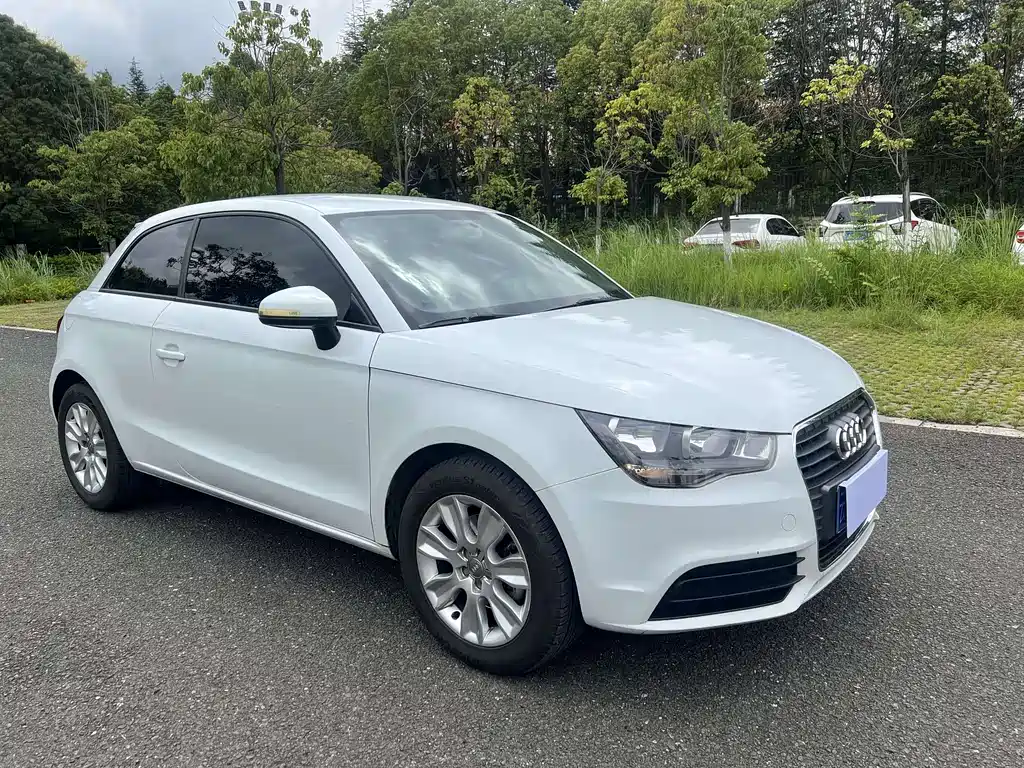 Audi A1 2015 — фото 3