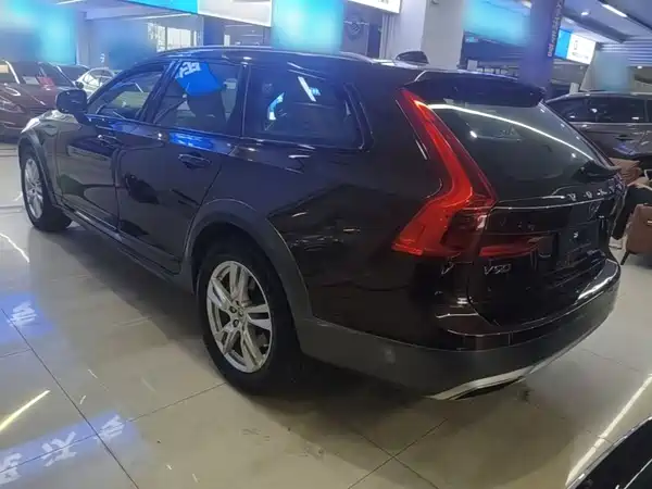 Volvo V90 2019