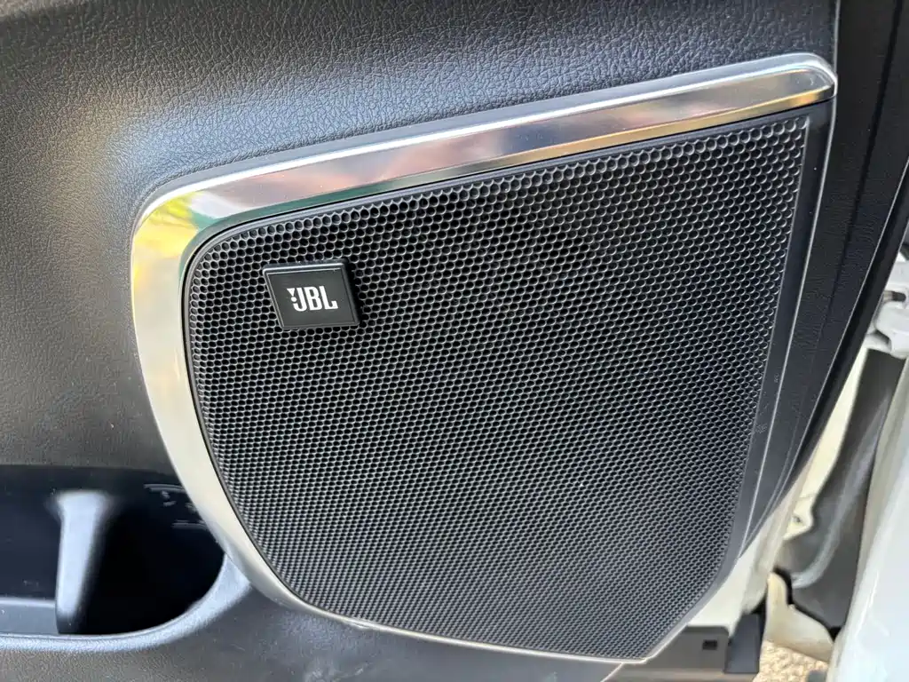 Toyota Alphard 2019 — фото 12