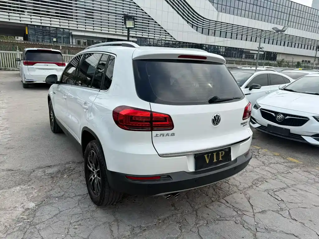 Volkswagen Tiguan 2017 — фото 8