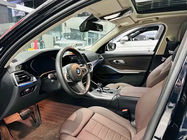 BMW 3 Series 2021