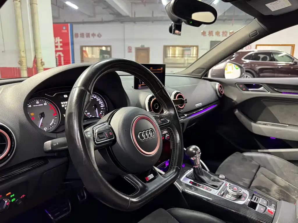 Audi S3 2015 — фото 12