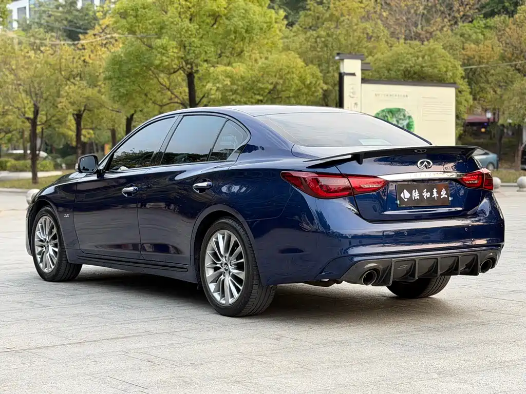 Infiniti Q50L 2019 — фото 21