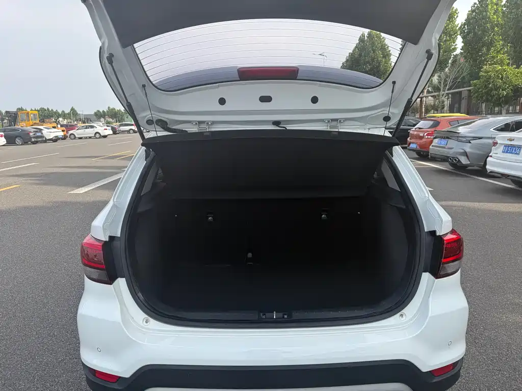 Kia KX Cross 2019 — фото 12