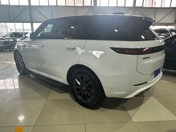 Land Rover Range Rover Sport 2024